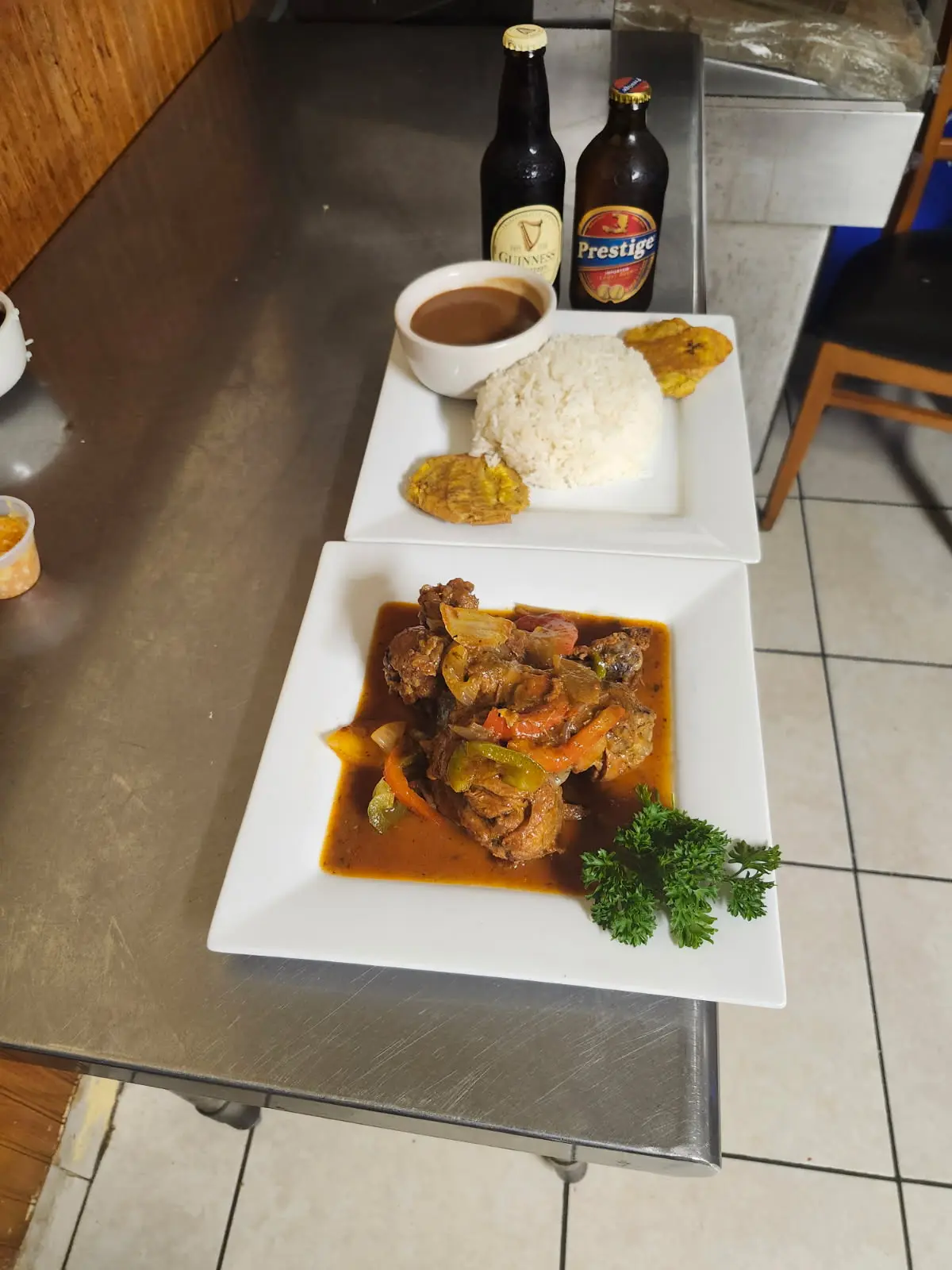 Chicken En Sauce